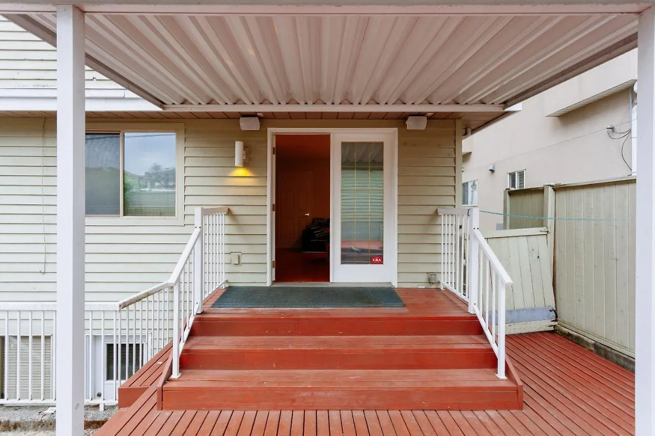 Guest house Convenient To Attractions & Close To Airport Vancouver